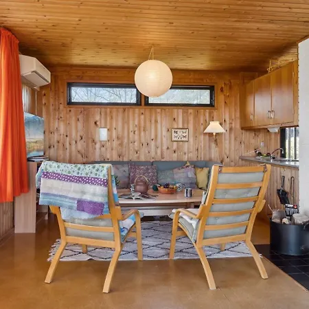 70s With Sea View Near * Халс